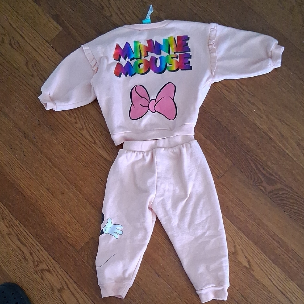 Disney Baby Pink Minnie Mouse Outfit - Picture 3 of 3